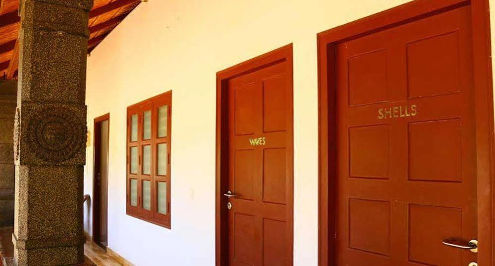 Baywatch Beach Resort Alappuzha Exterior photo